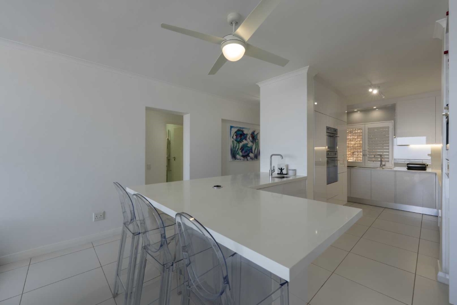 2 Bedroom Property for Sale in Sea Point Western Cape